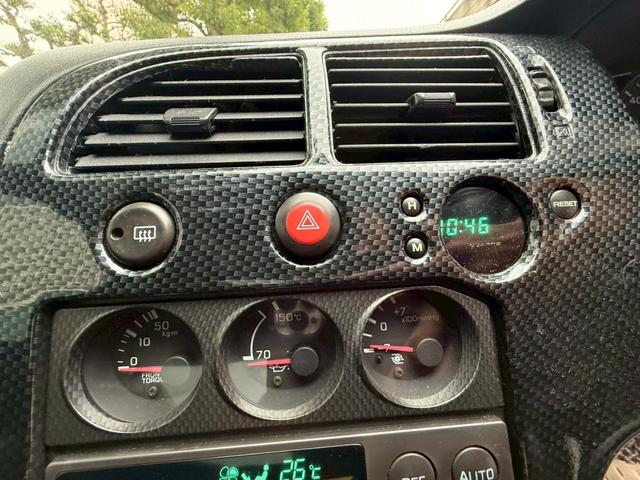 スカイライン GT-R 社外マフラー エアクリ BLTZ車高調 ナルディステアリング インパネカーボンパネル レカロセミバケ RAYSホイール18インチ(27枚目)