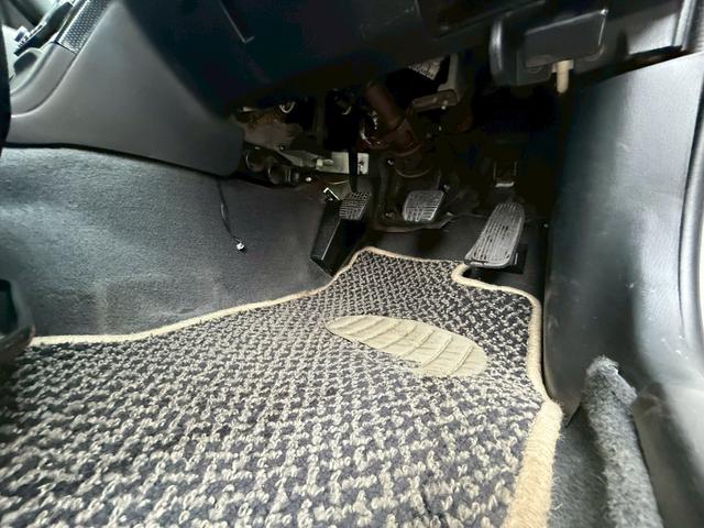 スカイライン GT-R 社外マフラー エアクリ BLTZ車高調 ナルディステアリング インパネカーボンパネル レカロセミバケ RAYSホイール18インチ(30枚目)