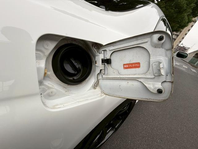 スカイライン GT-R 社外マフラー エアクリ BLTZ車高調 ナルディステアリング インパネカーボンパネル レカロセミバケ RAYSホイール18インチ(32枚目)