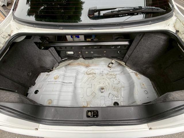 スカイライン GT-R 社外マフラー エアクリ BLTZ車高調 ナルディステアリング インパネカーボンパネル レカロセミバケ RAYSホイール18インチ(35枚目)