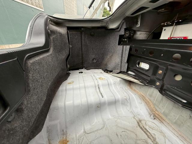 スカイライン GT-R 社外マフラー エアクリ BLTZ車高調 ナルディステアリング インパネカーボンパネル レカロセミバケ RAYSホイール18インチ(37枚目)