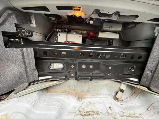 スカイライン GT-R 社外マフラー エアクリ BLTZ車高調 ナルディステアリング インパネカーボンパネル レカロセミバケ RAYSホイール18インチ(38枚目)