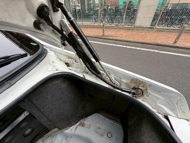 スカイライン GT-R 社外マフラー エアクリ BLTZ車高調 ナルディステアリング インパネカーボンパネル レカロセミバケ RAYSホイール18インチ(40枚目)