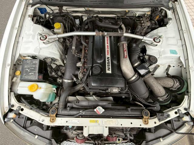 スカイライン GT-R 社外マフラー エアクリ BLTZ車高調 ナルディステアリング インパネカーボンパネル レカロセミバケ RAYSホイール18インチ(46枚目)