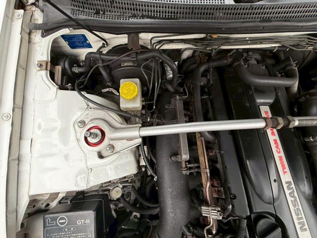 スカイライン GT-R 社外マフラー エアクリ BLTZ車高調 ナルディステアリング インパネカーボンパネル レカロセミバケ RAYSホイール18インチ(51枚目)