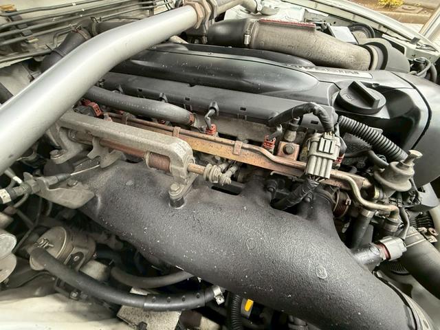 スカイライン GT-R 社外マフラー エアクリ BLTZ車高調 ナルディステアリング インパネカーボンパネル レカロセミバケ RAYSホイール18インチ(55枚目)