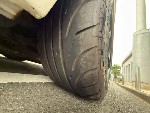 スカイライン GT-R 社外マフラー エアクリ BLTZ車高調 ナルディステアリング インパネカーボンパネル レカロセミバケ RAYSホイール18インチ(64枚目)