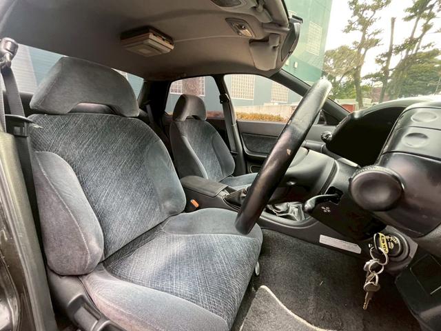 スカイライン ＧＴＳ－４　ＲＢ２６ＤＥＴＴ公認　４ドアＧＴＲ仕様　前置きＩＣ　ブーストアップ　社外マフラー　車高調　ニスモメーター　マインズ３連メーター（24枚目）