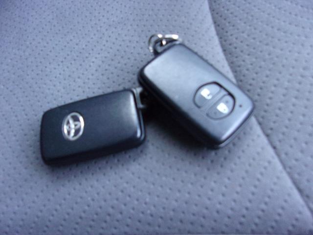 プリウス Sツーリングセレクション 純正ナビ・バックモニター(14枚目)