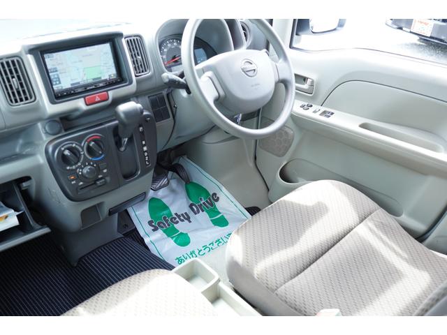 ＮＶ１００クリッパーバン ＤＸ　ＧＬセーフティパッケージ　４速ＡＴ　禁煙　ナビＢカメラ　ＰＷキ－レス　電格ミラ－　横滑り防止　踏み間違防止　法人１オ－ナ　記録簿４枚（5枚目）