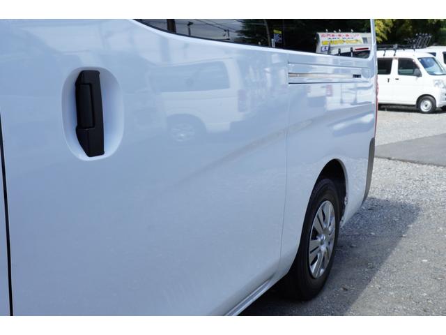 ＮＶ３５０キャラバンバン ロングＤＸ　アラモニナビＥＴＣ　キ－レスＰＷ　エマブレ　電格ミラ－　法人１オ－ナ記録簿１１枚　Ｔチェ－ン（45枚目）