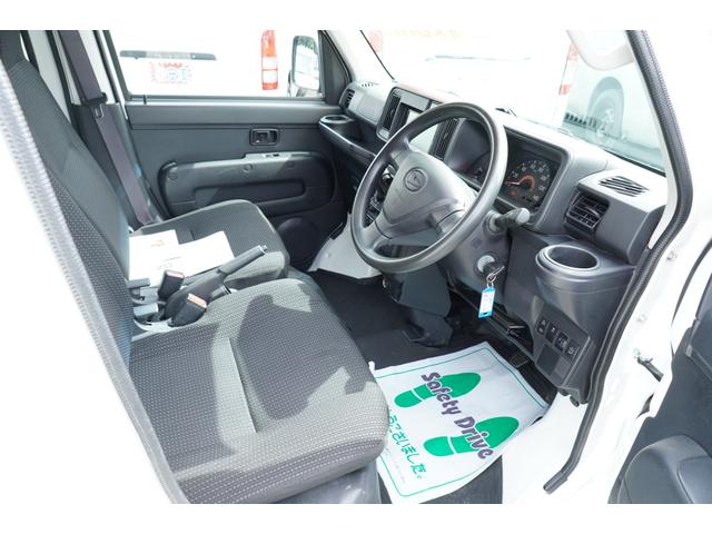 ハイゼットカーゴ ＤＸ　ＳＡＩＩＩ　４速ＡＴ　純ＬＥＤ　ナビＢカメラＥＴＣ　キーレスＰＷ　横滑り防止　衝突被害軽減ブレーキ　１オ－ナ　Ｔチェ－ン（13枚目）