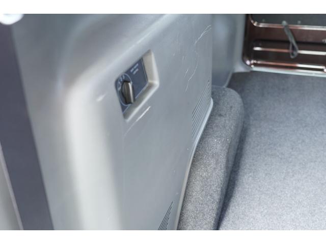 ＮＶ３５０キャラバンバン ロングプレミアムＧＸ　純ＬＥＤ　アラモニナビＥＴＣ　Ｗエアコン後窓ヒ－タ　Ｗエアバック　エマブレ　前後ドラレコ　インテリキー２個　２オ－ナ－記録簿　Ｔチェ－ン（33枚目）