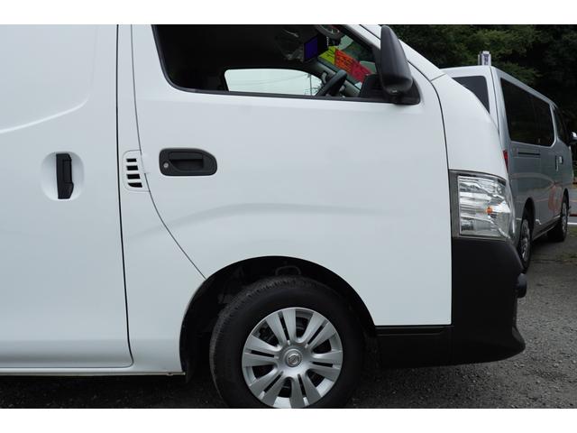 ＮＶ３５０キャラバンバン ロングＤＸ　冷蔵冷凍０℃　コールドスター　キーレスＰＷ　５ドア平床　法人１オ－ナ記録簿　Ｔチェ－ン（26枚目）