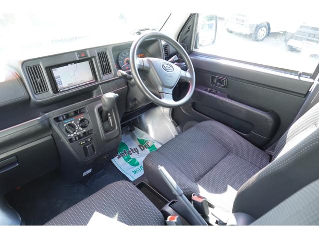 ハイゼットカーゴ ＤＸ　ＳＡＩＩＩ　４速ＡＴ　ナビＥＴＣ　キ－レスＰＷ　横滑り防止　後ソナー　２オ－ナ記録簿　Ｔチェ－ン（5枚目）
