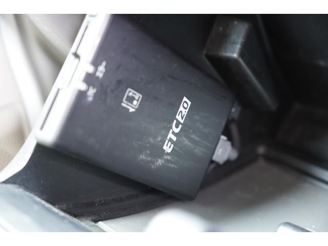 NV100クリッパーバン DX GLセーフティパッケージ 4速AT フルセグナビBカメラETC キーレスPW 電格ミラ- 踏み間違防止 横滑り防止 法人1オ-ナ記録簿4枚 Tチェ-ン(22枚目)