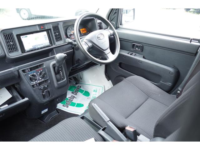 ハイゼットカーゴ ＤＸ　ＳＡＩＩＩ　４速ＡＴ　ナビＢカメラＥＴＣ　キーレスＰＷ　横滑り防止　スマアシ　法人１オ－ナ　Ｔチェ－ン（5枚目）