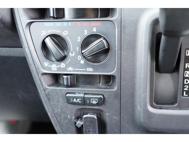 ハイゼットカーゴ ＤＸ　ＳＡＩＩＩ　４速ＡＴ　ナビＢカメラＥＴＣ　キーレスＰＷ　横滑り防止　スマアシ　法人１オ－ナ　Ｔチェ－ン（19枚目）