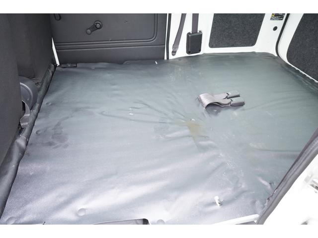 ハイゼットカーゴ ＤＸ　ＳＡＩＩＩ　４速ＡＴ　フルセグナビＢカメラＥＴＣ　キーレスＰＷ　法人１オ－ナ　Ｔチェ－ン（8枚目）