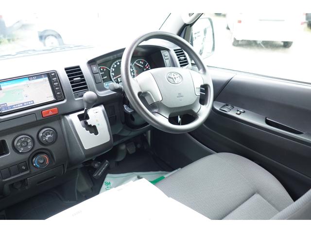 TOYOTA HIACE VAN LONG DX