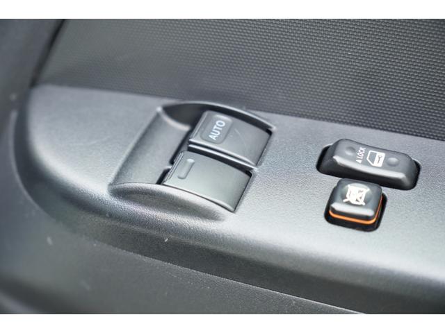 TOYOTA HIACE VAN LONG DX