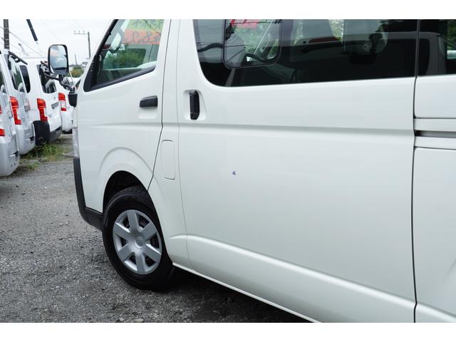 TOYOTA HIACE VAN LONG DX