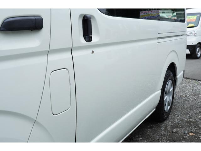 TOYOTA HIACE VAN LONG DX