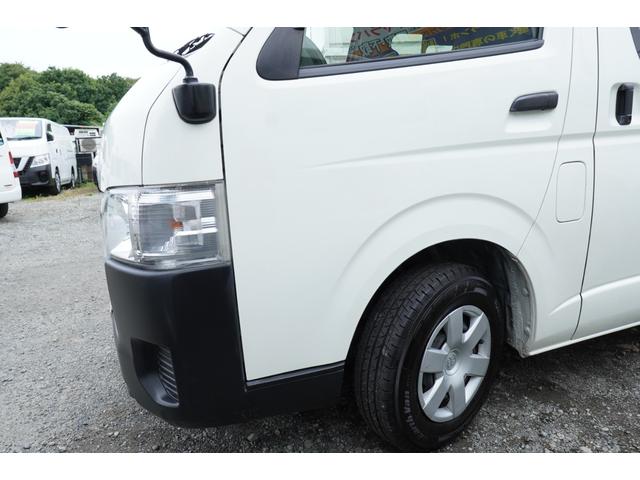 TOYOTA HIACE VAN LONG DX