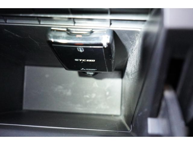 NV150AD VE ナビBカメラETC キーレスPW 電格ミラ- エマブレ 横滑り防止 法人1オ-ナ記録簿 Tチェーン(18枚目)