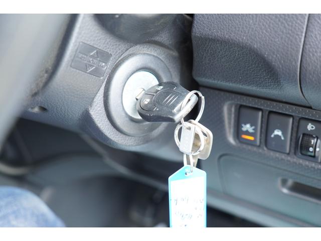 NV150AD VE ナビBカメラETC キーレスPW 電格ミラ- エマブレ 横滑り防止 法人1オ-ナ記録簿 Tチェーン(23枚目)