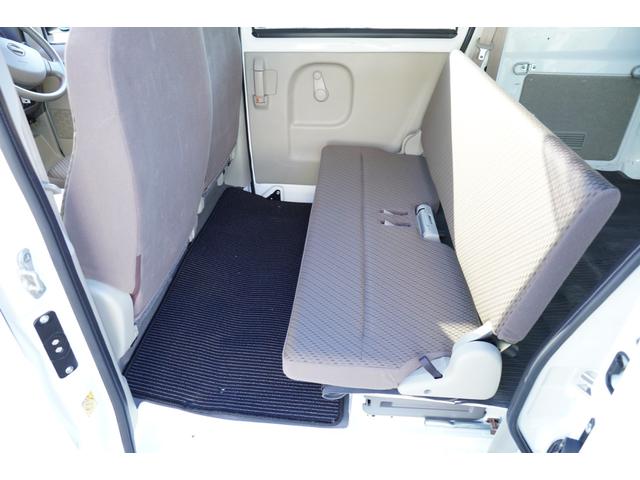 ＮＶ１００クリッパーバン ＤＸ　ＧＬセーフティパッケージ　禁煙４速ＡＴ　ナビＢカメラＥＴＣ　キ－レスＰＷ　電格ミラ－　横滑り防止　踏み間違防止　後ソナー　法人１オ－ナ記録簿（6枚目）