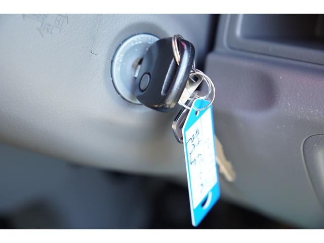 ＮＶ１００クリッパーバン ＤＸ　ＧＬセーフティパッケージ　禁煙４速ＡＴ　ナビＢカメラＥＴＣ　キ－レスＰＷ　電格ミラ－　横滑り防止　踏み間違防止　後ソナー　法人１オ－ナ記録簿（20枚目）