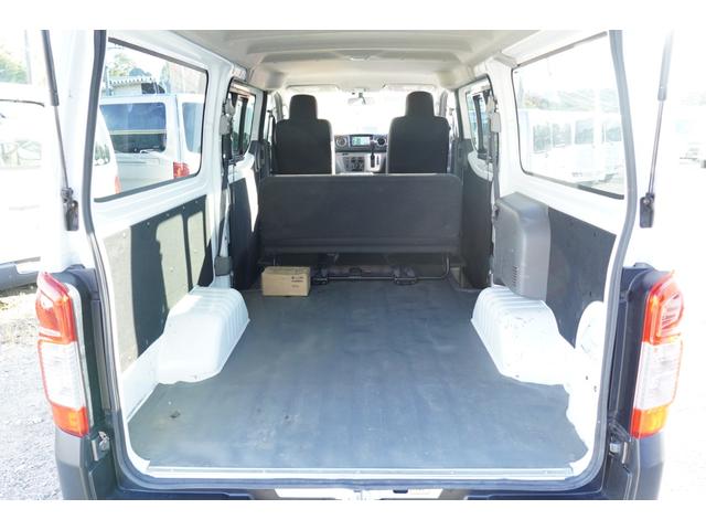 ＮＶ３５０キャラバンバン ロングＤＸターボ　４ＷＤ　寒冷地仕様　禁煙　ナビＢカメラＢカメラＥＴＣ　電格ミラ－　後ヒーター　後窓　Ｗエアバック　法人１オ－ナ記録簿５枚　Ｔチェ－ン（4枚目）
