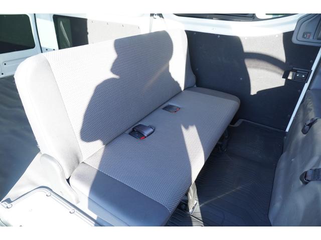 ＮＶ３５０キャラバンバン ロングＤＸターボ　４ＷＤ　寒冷地仕様　禁煙　ナビＢカメラＢカメラＥＴＣ　電格ミラ－　後ヒーター　後窓　Ｗエアバック　法人１オ－ナ記録簿５枚　Ｔチェ－ン（25枚目）