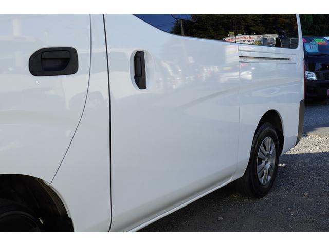 ＮＶ３５０キャラバンバン ロングＤＸターボ　４ＷＤ　寒冷地仕様　禁煙　ナビＢカメラＢカメラＥＴＣ　電格ミラ－　後ヒーター　後窓　Ｗエアバック　法人１オ－ナ記録簿５枚　Ｔチェ－ン（42枚目）