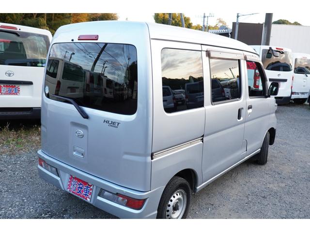 ハイゼットカーゴ ＤＸ　ＳＡＩＩＩ　４ＷＤ　純ＬＥＤ　キーレスＰＷ　横滑り防止　後ソナー　法人１オ－ナ　Ｔチェ－ン（3枚目）