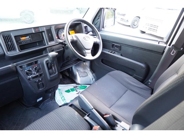 ハイゼットカーゴ ＤＸ　ＳＡＩＩＩ　４ＷＤ　純ＬＥＤ　キーレスＰＷ　横滑り防止　後ソナー　法人１オ－ナ　Ｔチェ－ン（5枚目）