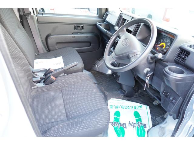 ハイゼットカーゴ ＤＸ　ＳＡＩＩＩ　４ＷＤ　純ＬＥＤ　キーレスＰＷ　横滑り防止　後ソナー　法人１オ－ナ　Ｔチェ－ン（12枚目）