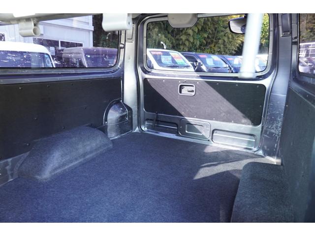 ＮＶ３５０キャラバンバン ロングＶＸ　Ｗエアコン後窓　ナビＢカメラＥＴＣ　キ－レスＰＷ　電格ミラ－　エマブレ　Ｗエアバック　後席左右分割可倒式　エマブレ　法人１オ－ナ記録簿（7枚目）