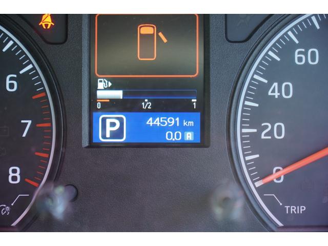 ＮＶ３５０キャラバンバン ロングＶＸ　Ｗエアコン後窓　ナビＢカメラＥＴＣ　キ－レスＰＷ　電格ミラ－　エマブレ　Ｗエアバック　後席左右分割可倒式　エマブレ　法人１オ－ナ記録簿（11枚目）