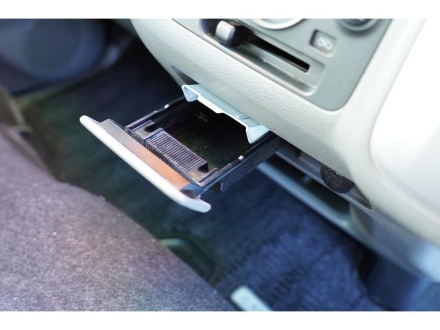 ＮＶ３５０キャラバンバン ロングＶＸ　Ｗエアコン後窓　ナビＢカメラＥＴＣ　キ－レスＰＷ　電格ミラ－　エマブレ　Ｗエアバック　後席左右分割可倒式　エマブレ　法人１オ－ナ記録簿（20枚目）