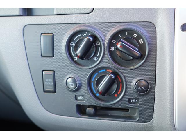 ＮＶ３５０キャラバンバン ロングＶＸ　Ｗエアコン後窓　ナビＢカメラＥＴＣ　キ－レスＰＷ　電格ミラ－　エマブレ　Ｗエアバック　後席左右分割可倒式　エマブレ　法人１オ－ナ記録簿（22枚目）