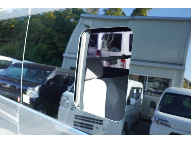 ＮＶ３５０キャラバンバン ロングＶＸ　Ｗエアコン後窓　ナビＢカメラＥＴＣ　キ－レスＰＷ　電格ミラ－　エマブレ　Ｗエアバック　後席左右分割可倒式　エマブレ　法人１オ－ナ記録簿（29枚目）