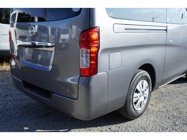 ＮＶ３５０キャラバンバン ロングＶＸ　Ｗエアコン後窓　ナビＢカメラＥＴＣ　キ－レスＰＷ　電格ミラ－　エマブレ　Ｗエアバック　後席左右分割可倒式　エマブレ　法人１オ－ナ記録簿（39枚目）