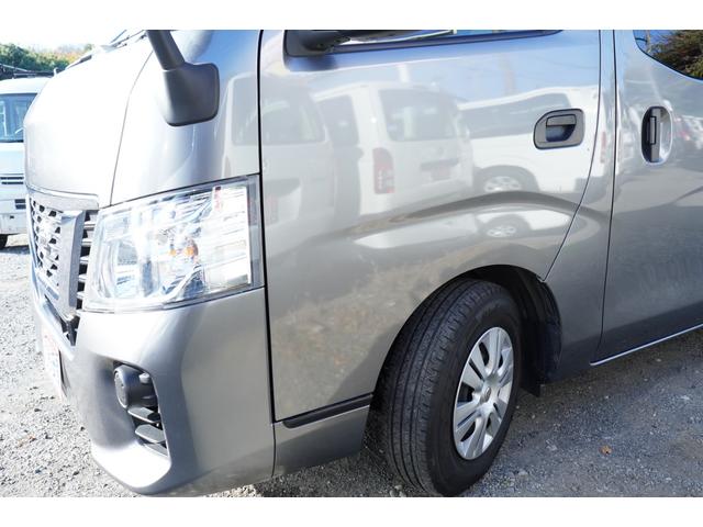 ＮＶ３５０キャラバンバン ロングＶＸ　Ｗエアコン後窓　ナビＢカメラＥＴＣ　キ－レスＰＷ　電格ミラ－　エマブレ　Ｗエアバック　後席左右分割可倒式　エマブレ　法人１オ－ナ記録簿（45枚目）