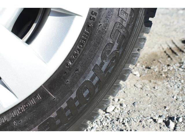 ＮＶ３５０キャラバンバン ロングＤＸ　後期　ナビＢカメラＥＴＣ　キーレスＰＷ　エマブレ　５ドア低床６人乗　記録簿６枚　Ｔチェ－ン（26枚目）