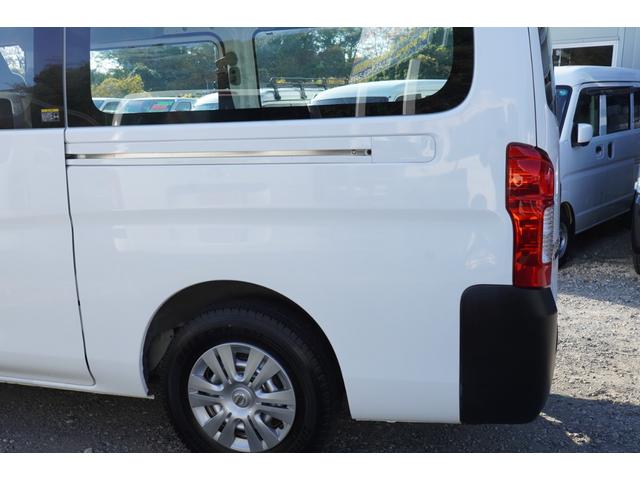 ＮＶ３５０キャラバンバン ロングＤＸ　後期　ナビＢカメラＥＴＣ　キーレスＰＷ　エマブレ　５ドア低床６人乗　記録簿６枚　Ｔチェ－ン（34枚目）