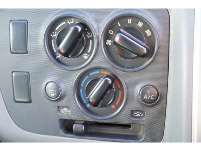 ＮＶ３５０キャラバンバン ロングＤＸ　ナビＥＴＣキ－レスＰＷ　５ドア６人乗　低床　後窓　２オ－ナ記録簿１２枚　Ｔチェ－ン（18枚目）