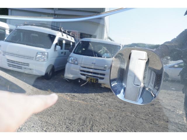 ＮＶ３５０キャラバンバン ロングＤＸ　ナビＥＴＣキ－レスＰＷ　５ドア６人乗　低床　後窓　２オ－ナ記録簿１２枚　Ｔチェ－ン（28枚目）