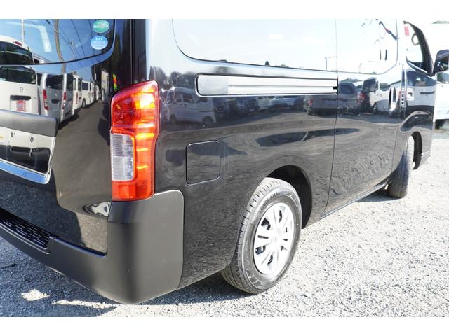 ＮＶ３５０キャラバンバン ロングＤＸ　ナビＥＴＣキ－レスＰＷ　５ドア６人乗　低床　後窓　２オ－ナ記録簿１２枚　Ｔチェ－ン（35枚目）